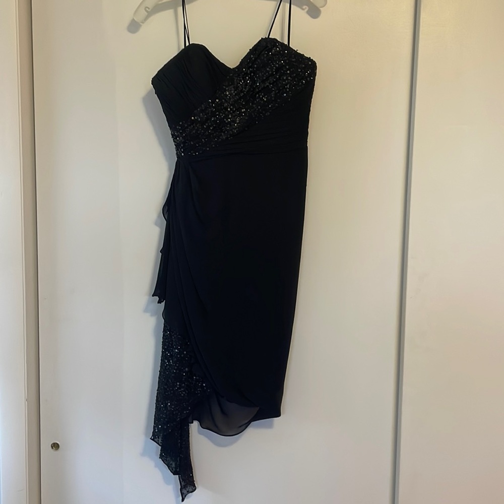 Badgley Mischka Chiffon Cocktail dress with sequin detail, size 0